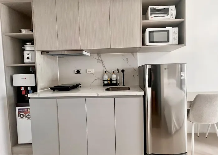 Jtower Residences 17n05 Heart Of Steps From Sm Jmall Aparthotel 3*